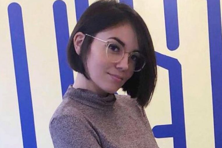 gathe Auproux en tailleur