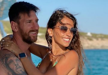 Antonella et Messi bikini