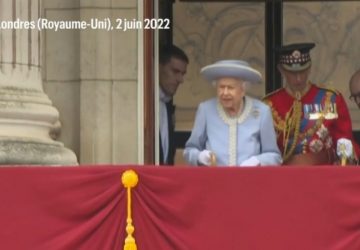 Buckingham palace reine elizabeth II santé apparition jubilé fete juin 2022