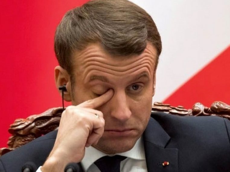 Emmanuel Macron : il aurait songé à démissionner !