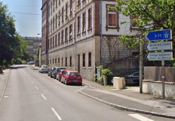 Montbéliard jeune 17 ans poignardé groupe
