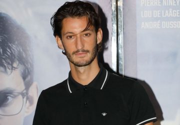Pierre Niney hôpital public