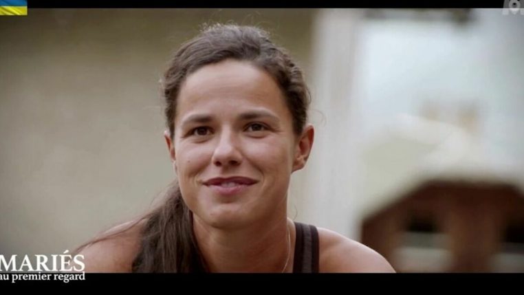 caroline maries premiers regards commentaire mere