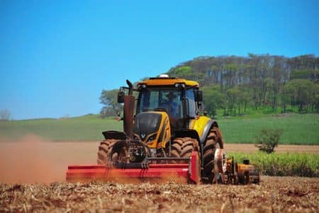 enfant tué tracteur père