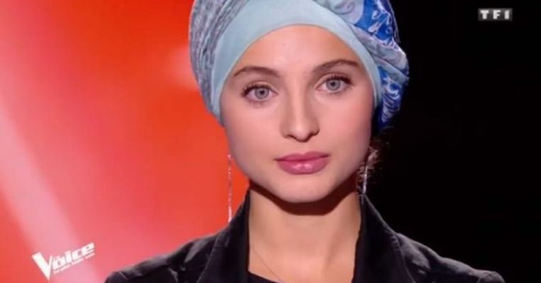 Après avoir été harcelée car elle ne portait plus le turban, Mennel répond cash à ses haters