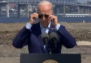 Vidéo : Joe Biden deviendrait-il dément ? Il annonce souffrir d'un cancer en direct, la Maison-Blanche rétropédale