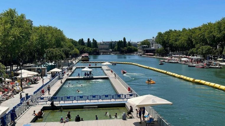 Paris

