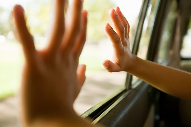 bébé-oublie-voiture-pere-suicide