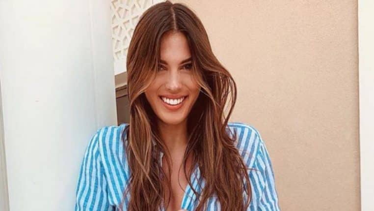 iris mittenaere petite jupe itnernautes adorent