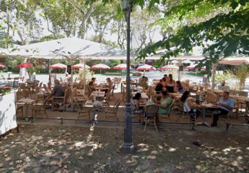 montpellier femme poignardée terrasse