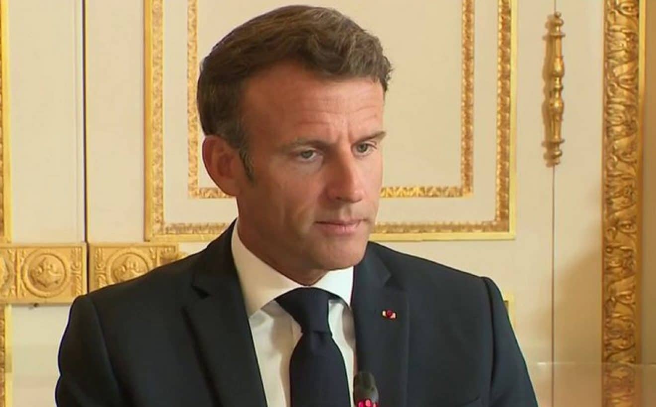 Emmanuel Macron devrait réunir un conseil de défense ce vendredi