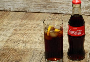 Incroyable le coca est votre meilleur allié pour lutter contre les tâches tenaces