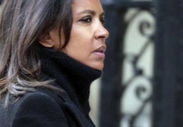 Karine Le MArchand règle à nouveau ses comptes avec Cyril Hanouna et ses chroniqueurs