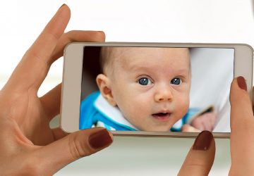 « À l’intérieur de mon téléphone se trouve un an de sa vie » Une maman se fait voler mon mobile, à l'hôpital, après le décès de sa fille