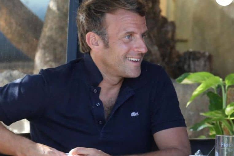 emmanuel macron en vacances