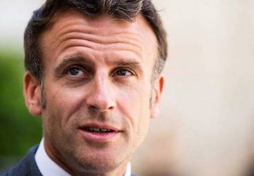 emmanuel macron president bosseur