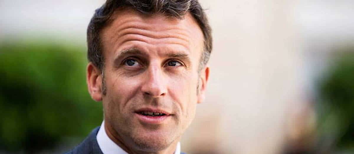 emmanuel macron president bosseur