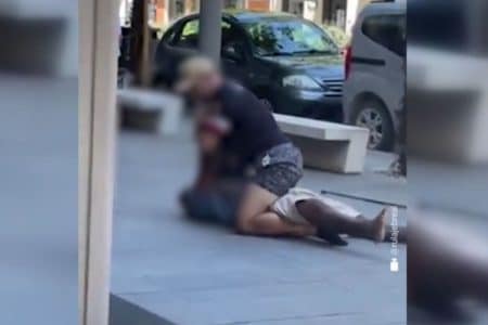 migrant agression italie rue video