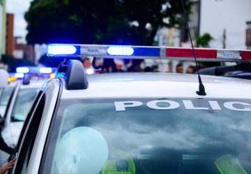 paris enfant 12 ans adolescente valise