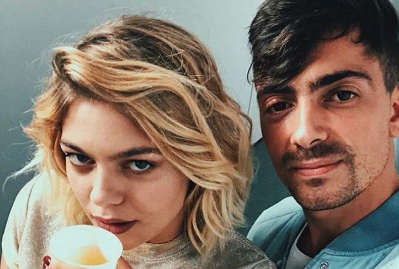 Vidéo : Séparée de son compagnon, Louane lance un émouvant message sur les réseaux sociaux