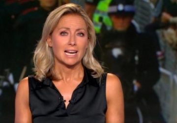JT 20h France 2 : Anne-Sophie Lapix devant Gilles Bouleau
