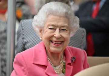 elizabeth ii bijoux inhumation (2)