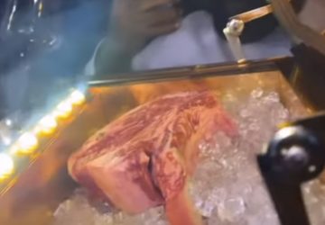 rick ross steak anniversaire fils 10000 dollars
