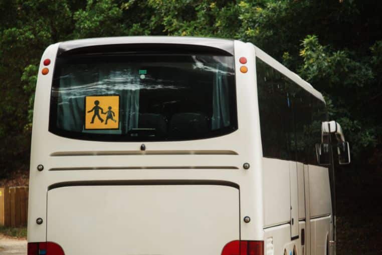 secours ambulance bus scolaire adolescente écrasee (2)