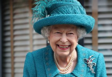 veillee hommage reine elizabeth ii (1)