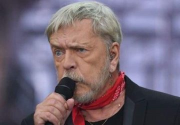 Bonne nouvelle Renaud est en forme et cela se voit ! Photo
