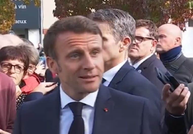 Emmanuel Macron sur les pénuries d'essence : « on va partir cul par-dessus tête »