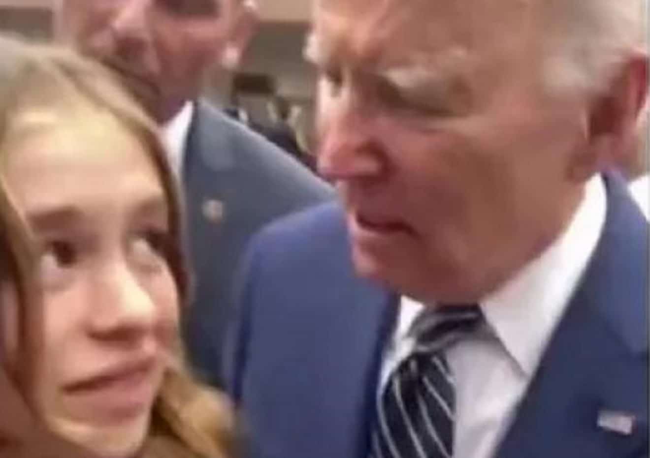 Joe Biden : le président choc le monde avec une attitude déplacée sur une adolescente... (vidéo)