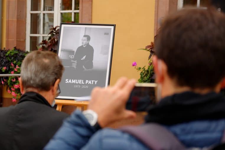 Samuel Paty hommage France école