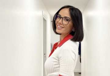 Agathe Auproux tenue moulante boxe video
