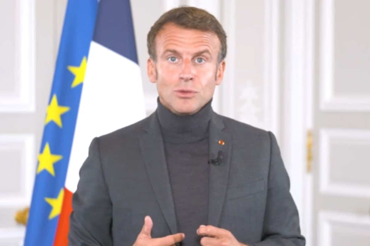 emmanuel macron col roule moqueries (2)