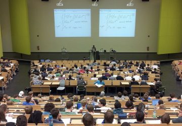insultes-etudiants-espagne-universite