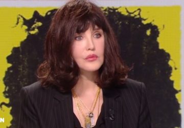 isabelle adjani nouvelle couleur cheveux