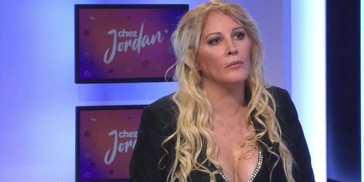 loana craque cyril hanouna