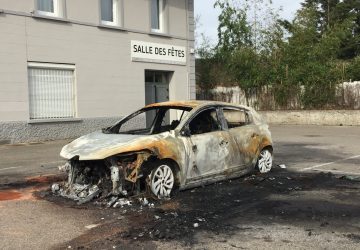 voiture brulée stains faits divers