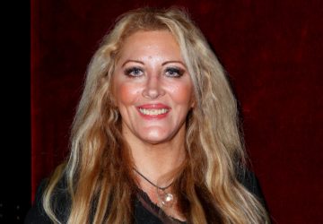 Loana menacée d'expulsion
