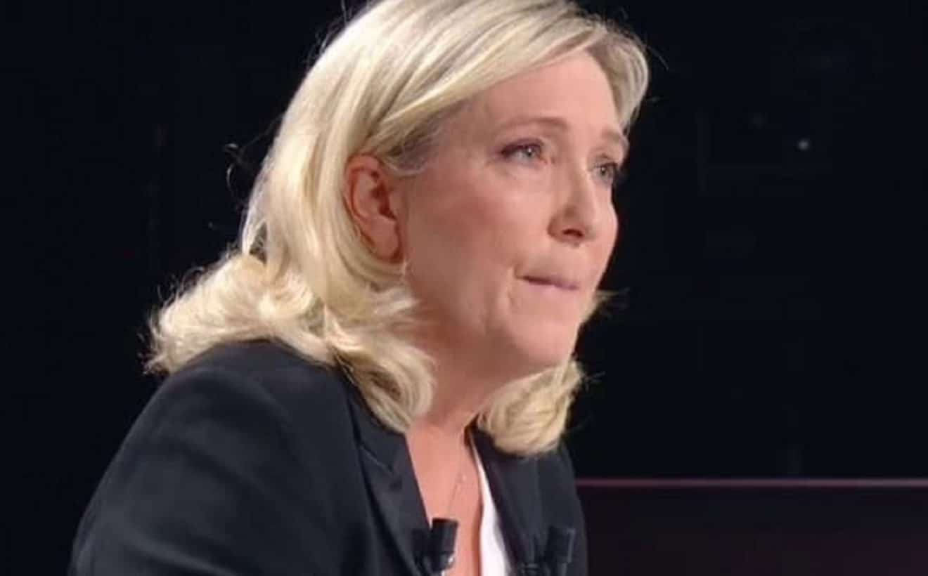 Marine Le Pen contrainte de s'éclipser de l'hémicycle pour « urgence médicale »