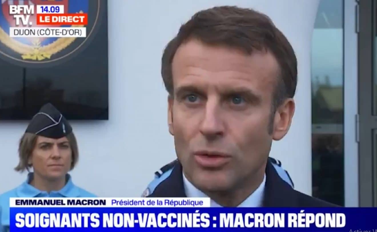 Réintégration des soignants non-vaccinés : pour Emmanuel Macron, la décision revient aux scientifiques et non au gouvernement