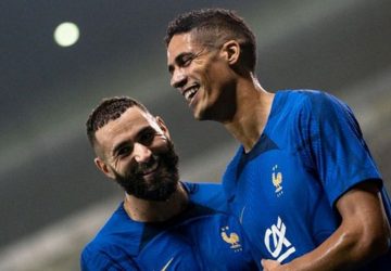 equipe de france didier deschamps bleus coupe du monde rapahel varane