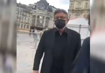 jean-luc melenchon cyril hanouna video clash