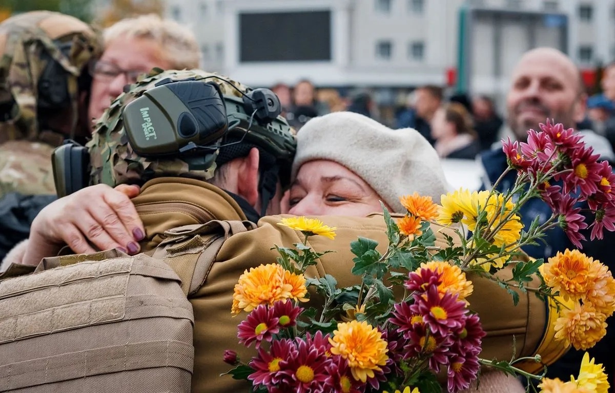 Retrouvailles des soldats ukrainiens 