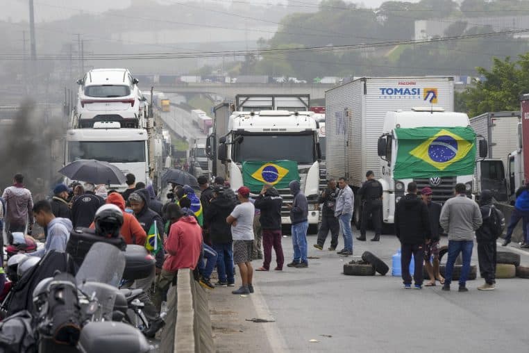 manifestation extreme droite bolsonaro brésil