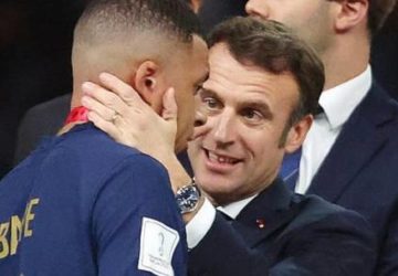 Coupe du Monde : Macron révèle ce qu'il a dit à Mbappé pour lui remonter le moral après la défaite