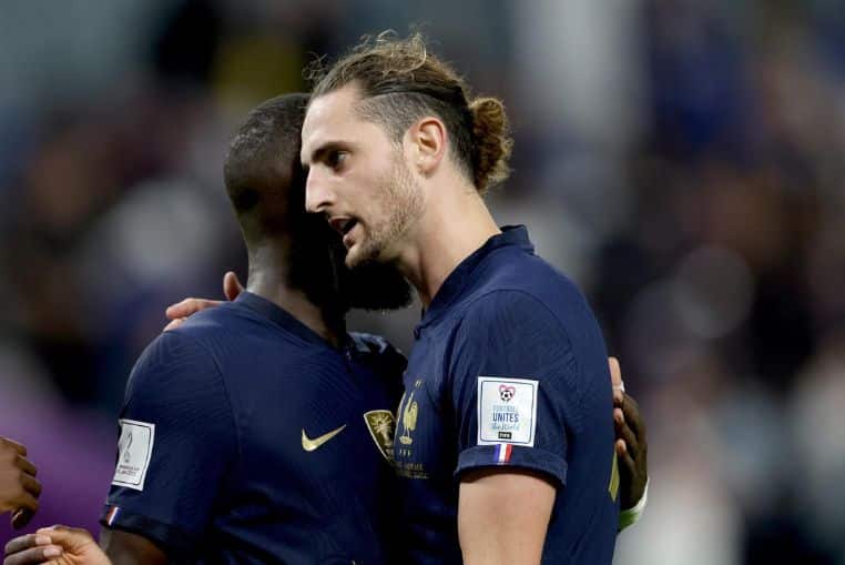 Dayot Upamecano et Adrien Rabiot bleus (1)