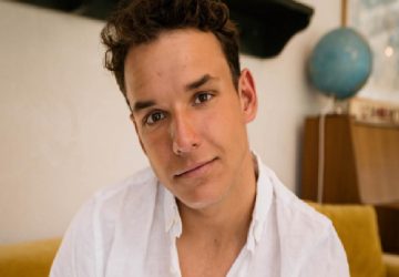 Théo Curin, sans bras ni jambe, fait des révélations croustillantes sur sa vie sexuelle