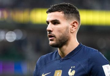equipe de france theo hernandez demande mariage